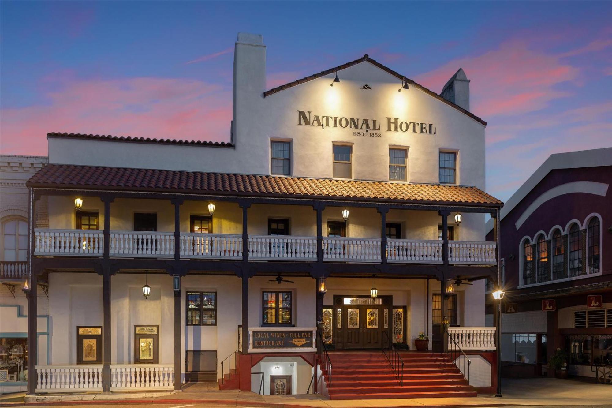 National Hotel Jackson, Tapestry Collection By Hilton Exterior photo